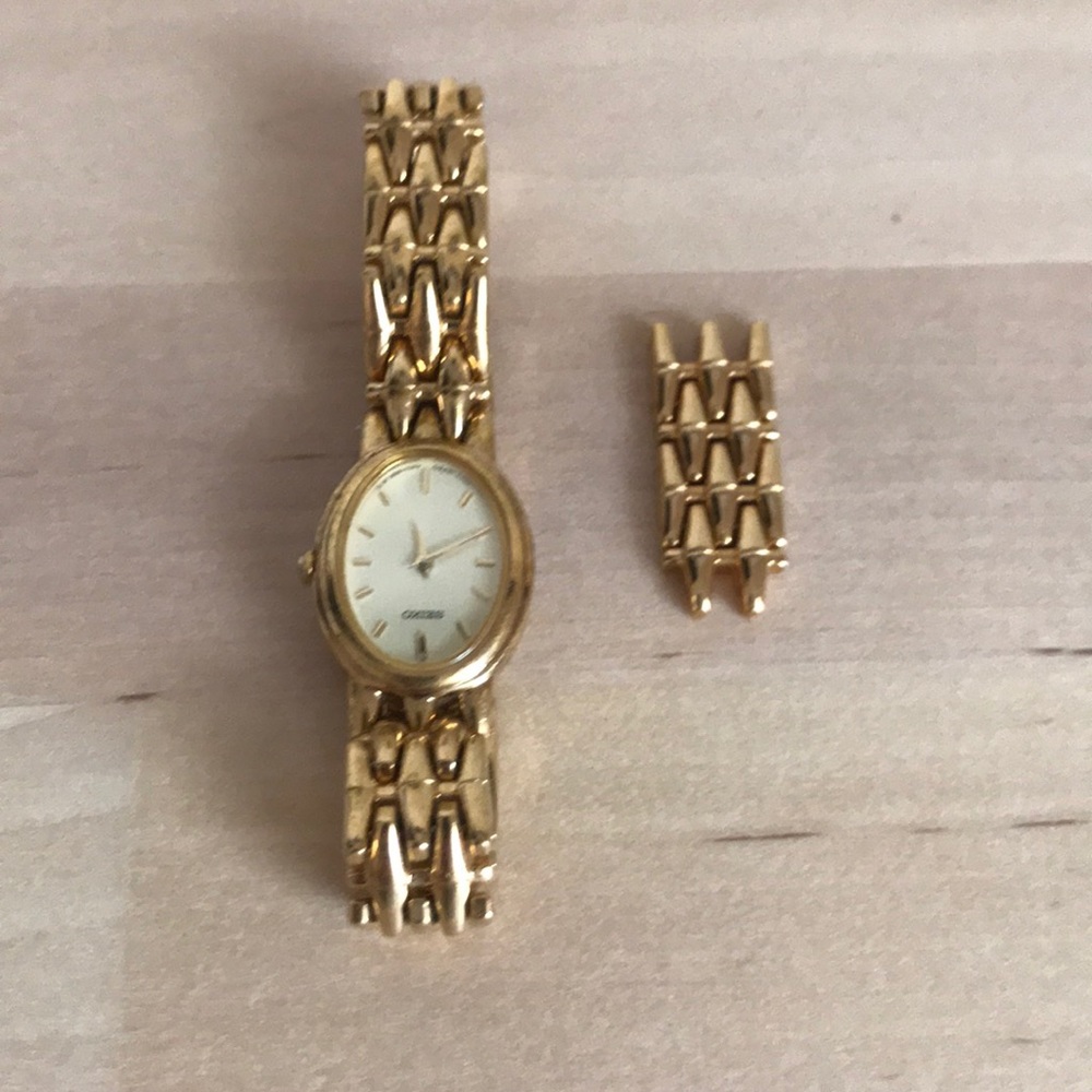 Watch - Picture 2 of 6
